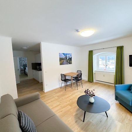 Holly Gmbh Ferienwohnungen Bad Alexandersbad Exteriör bild