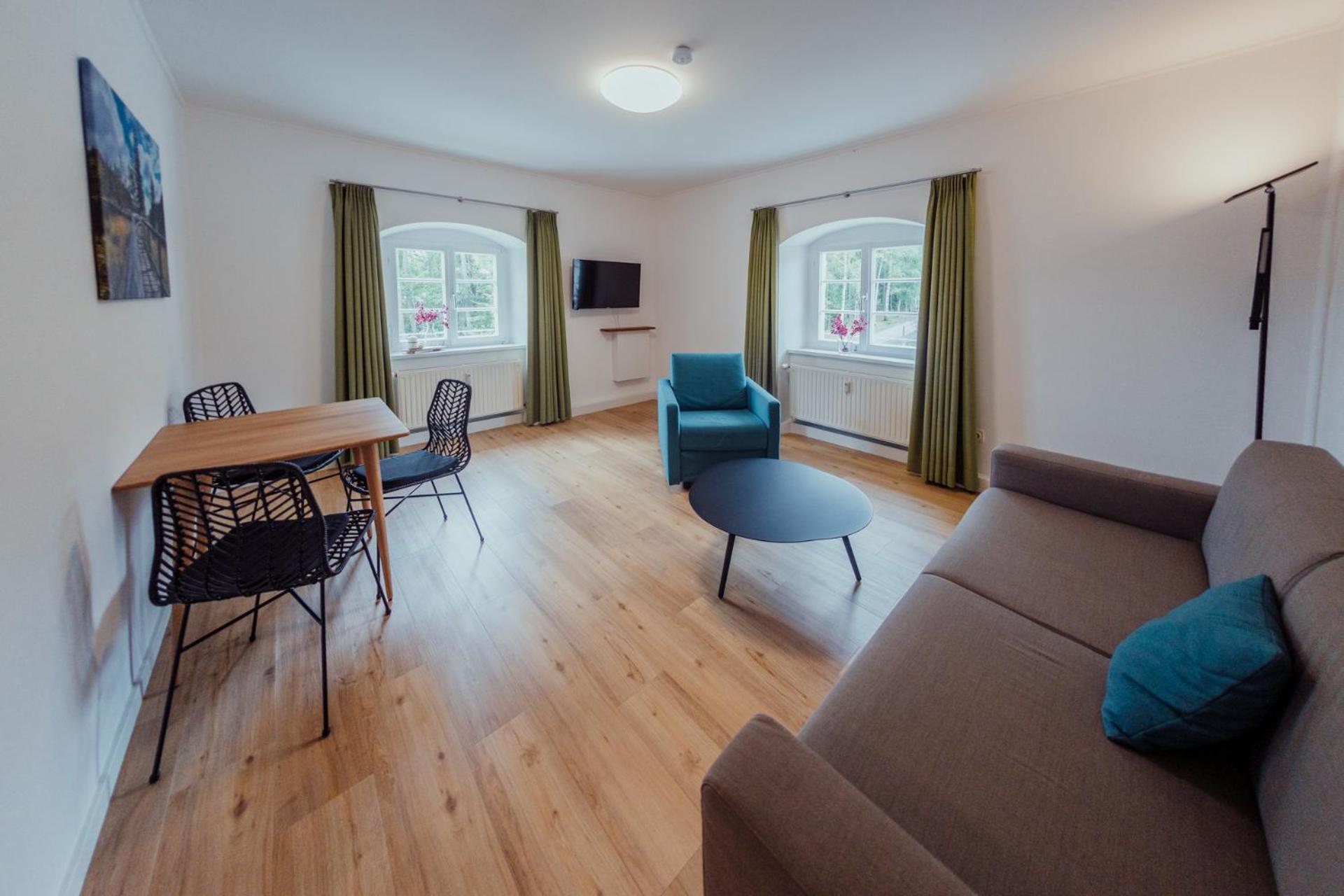 Holly Gmbh Ferienwohnungen Bad Alexandersbad Exteriör bild