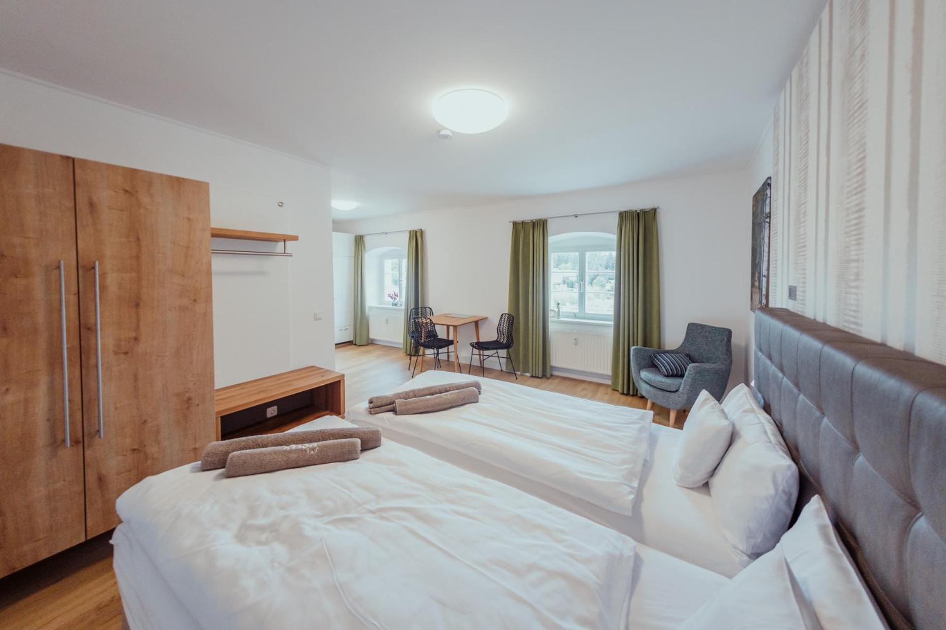 Holly Gmbh Ferienwohnungen Bad Alexandersbad Exteriör bild